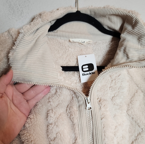 NWT Buckle Cozy Sherpa Fleece Cream 1/4 Zip Pullover Soft Stretch Size Small - Picture 8 of 16